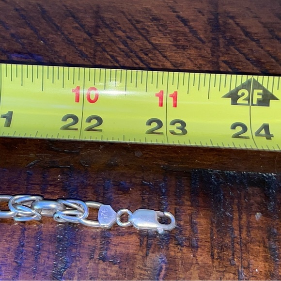 Solid Silver Italian Necklace - Picture 5 of 7